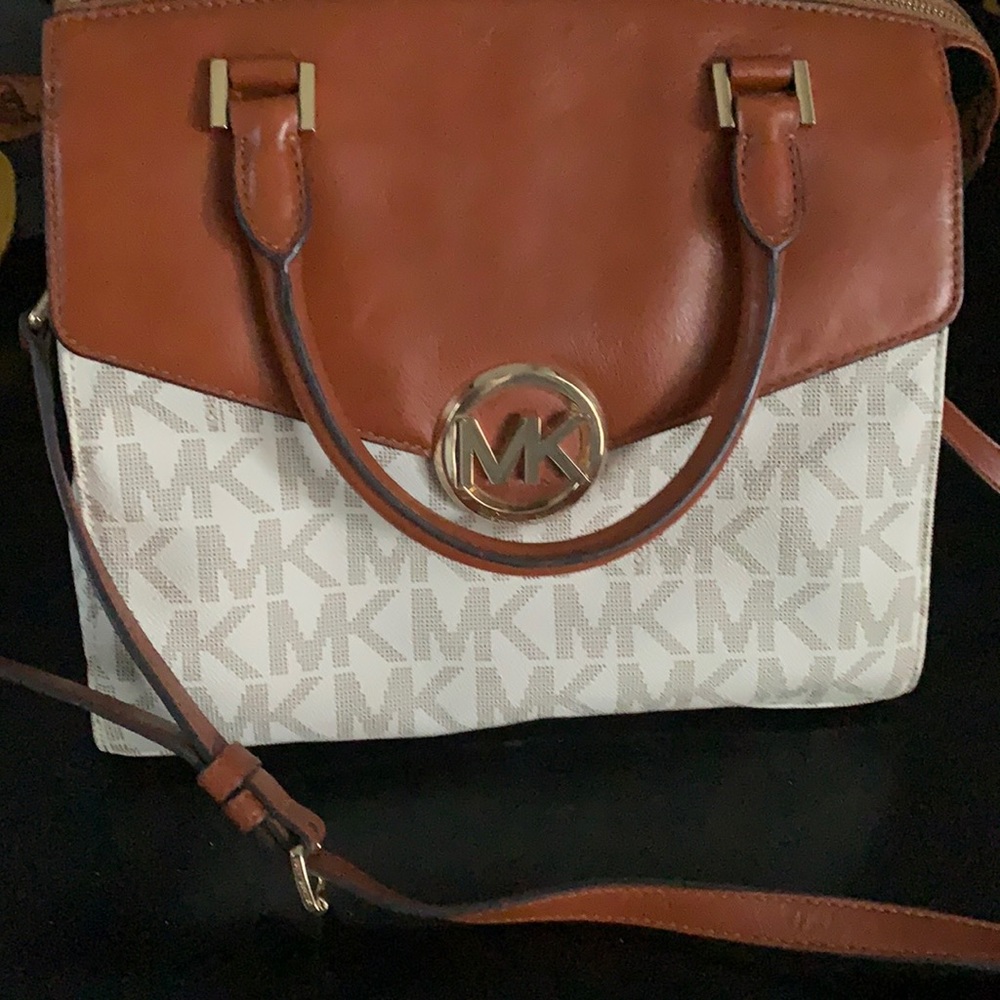 MK purse